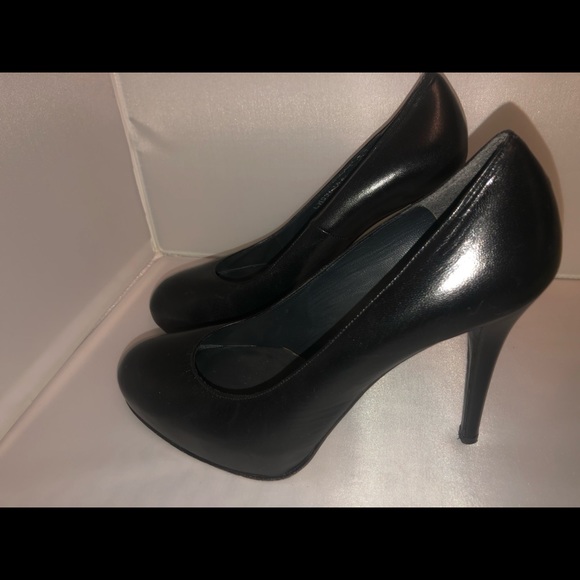 Stuart Weizmann leather platform heels - Picture 6 of 10